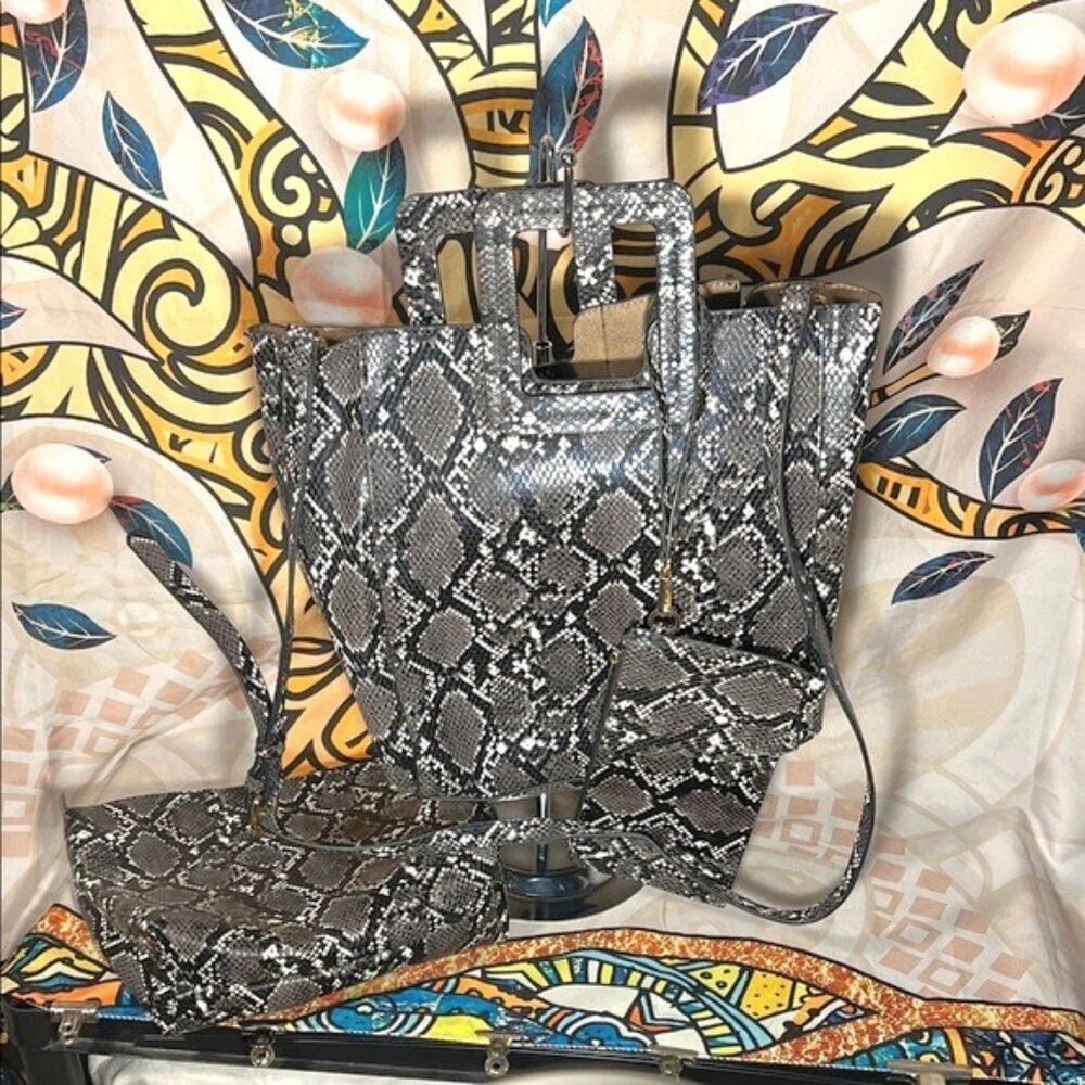 FFC New York Three Piece Set Faux Leather Snakeskin